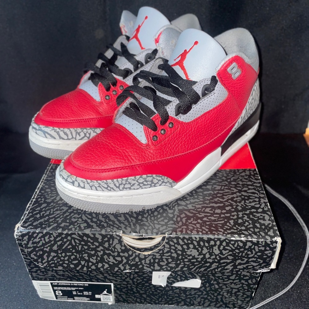 Air Jordan 3 “unite” fire red